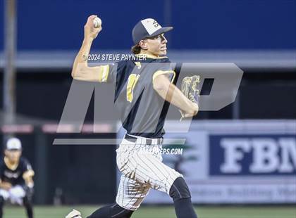 Thumbnail 2 in Salpointe Catholic vs. Saguaro photogallery.