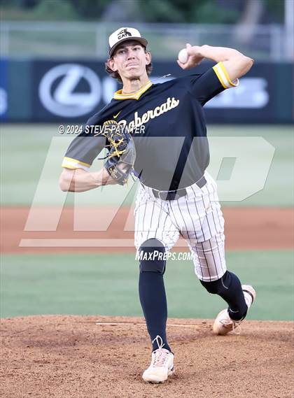 Thumbnail 2 in Salpointe Catholic vs. Saguaro photogallery.