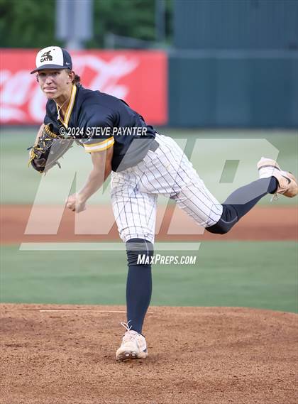 Thumbnail 1 in Salpointe Catholic vs. Saguaro photogallery.