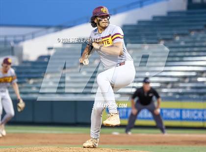 Thumbnail 1 in Salpointe Catholic vs. Saguaro photogallery.