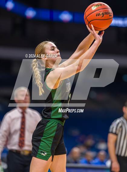 Thumbnail 2 in Valley vs. Neches (UIL 1A Basketball Semifinal) photogallery.
