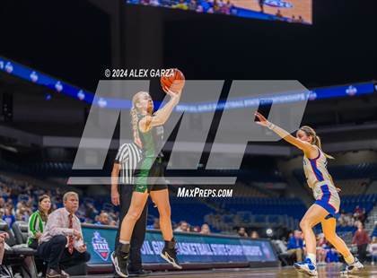 Thumbnail 2 in Valley vs. Neches (UIL 1A Basketball Semifinal) photogallery.