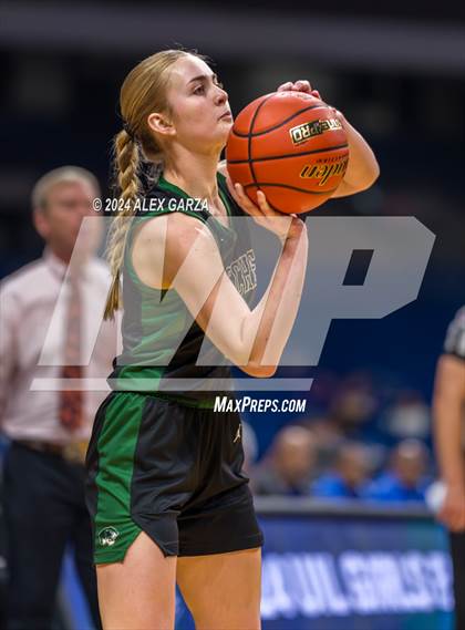 Thumbnail 1 in Valley vs. Neches (UIL 1A Basketball Semifinal) photogallery.