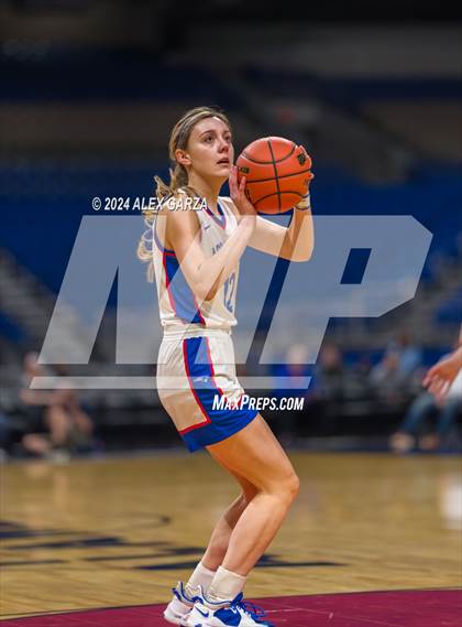 Thumbnail 1 in Valley vs. Neches (UIL 1A Basketball Semifinal) photogallery.