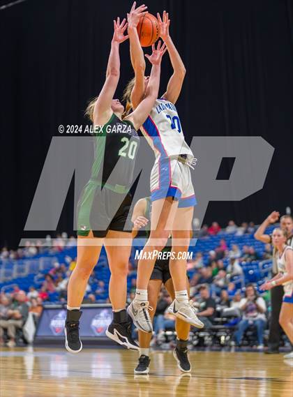 Thumbnail 1 in Valley vs. Neches (UIL 1A Basketball Semifinal) photogallery.