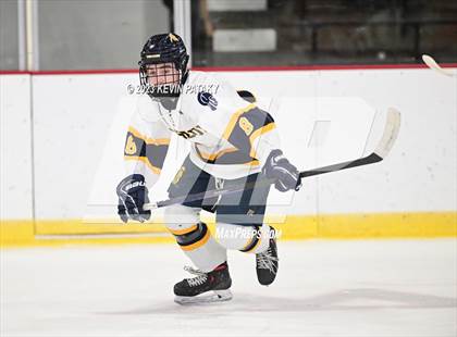 Thumbnail 3 in Greenwich vs. Simsbury (CIAC DI Quarterfinal) photogallery.