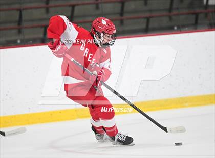 Thumbnail 1 in Greenwich vs. Simsbury (CIAC DI Quarterfinal) photogallery.