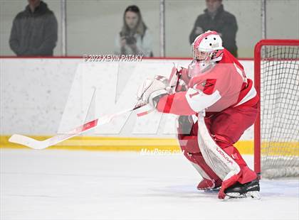 Thumbnail 2 in Greenwich vs. Simsbury (CIAC DI Quarterfinal) photogallery.