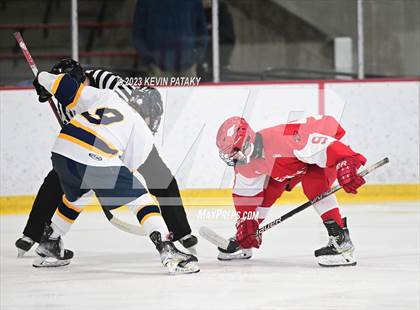 Thumbnail 2 in Greenwich vs. Simsbury (CIAC DI Quarterfinal) photogallery.