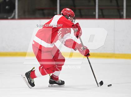 Thumbnail 2 in Greenwich vs. Simsbury (CIAC DI Quarterfinal) photogallery.