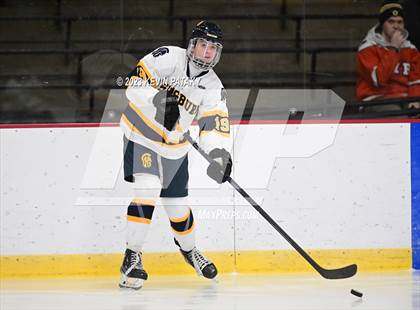 Thumbnail 3 in Greenwich vs. Simsbury (CIAC DI Quarterfinal) photogallery.