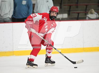 Thumbnail 2 in Greenwich vs. Simsbury (CIAC DI Quarterfinal) photogallery.