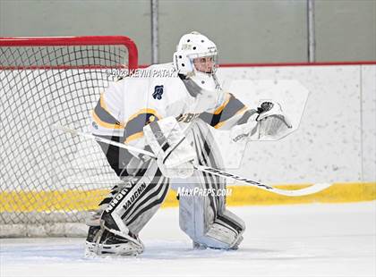 Thumbnail 1 in Greenwich vs. Simsbury (CIAC DI Quarterfinal) photogallery.