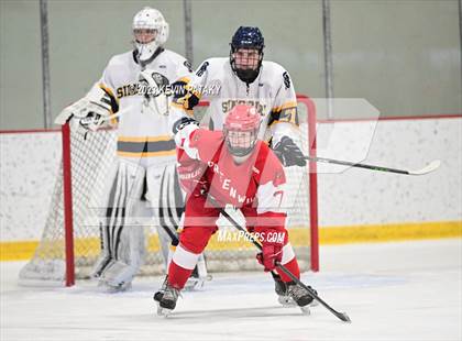 Thumbnail 3 in Greenwich vs. Simsbury (CIAC DI Quarterfinal) photogallery.