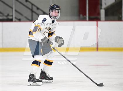 Thumbnail 3 in Greenwich vs. Simsbury (CIAC DI Quarterfinal) photogallery.