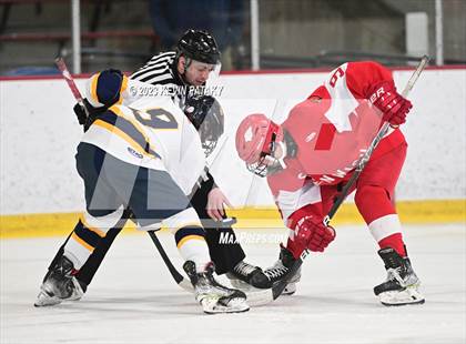 Thumbnail 1 in Greenwich vs. Simsbury (CIAC DI Quarterfinal) photogallery.