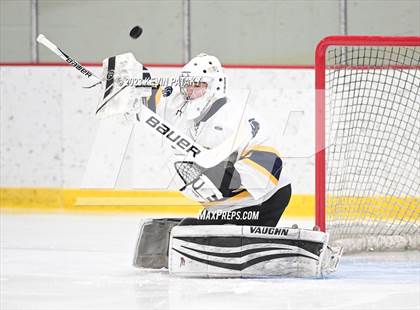 Thumbnail 2 in Greenwich vs. Simsbury (CIAC DI Quarterfinal) photogallery.