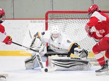 Thumbnail 1 in Greenwich vs. Simsbury (CIAC DI Quarterfinal) photogallery.