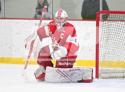 Thumbnail 2 in Greenwich vs. Simsbury (CIAC DI Quarterfinal) photogallery.