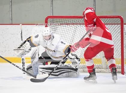 Thumbnail 2 in Greenwich vs. Simsbury (CIAC DI Quarterfinal) photogallery.