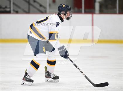 Thumbnail 1 in Greenwich vs. Simsbury (CIAC DI Quarterfinal) photogallery.