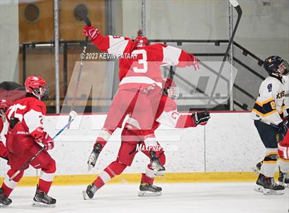 Thumbnail 1 in Greenwich vs. Simsbury (CIAC DI Quarterfinal) photogallery.