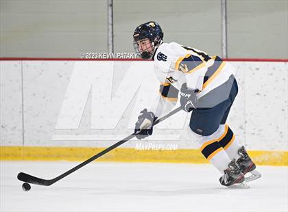 Thumbnail 2 in Greenwich vs. Simsbury (CIAC DI Quarterfinal) photogallery.