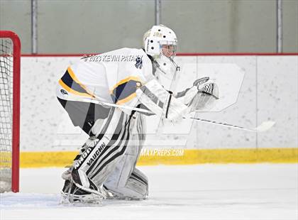 Thumbnail 1 in Greenwich vs. Simsbury (CIAC DI Quarterfinal) photogallery.