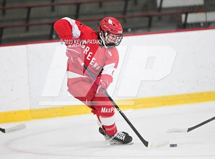 Thumbnail 2 in Greenwich vs. Simsbury (CIAC DI Quarterfinal) photogallery.