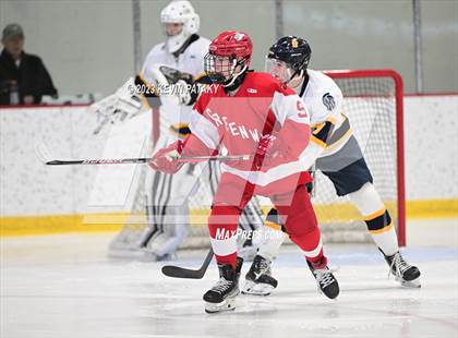 Thumbnail 3 in Greenwich vs. Simsbury (CIAC DI Quarterfinal) photogallery.