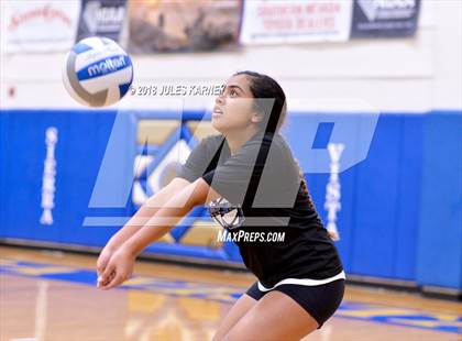Thumbnail 2 in Foothill vs Sierra Vista photogallery.