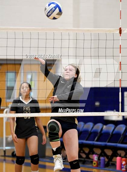 Thumbnail 1 in Foothill vs Sierra Vista photogallery.