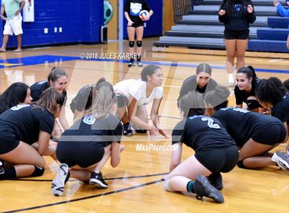 Thumbnail 2 in Foothill vs Sierra Vista photogallery.