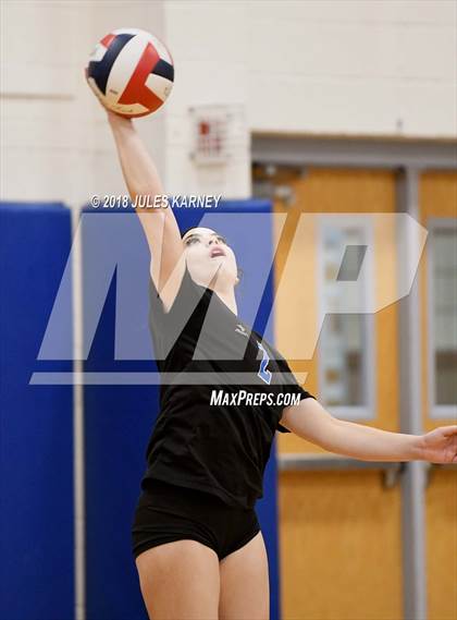 Thumbnail 1 in Foothill vs Sierra Vista photogallery.