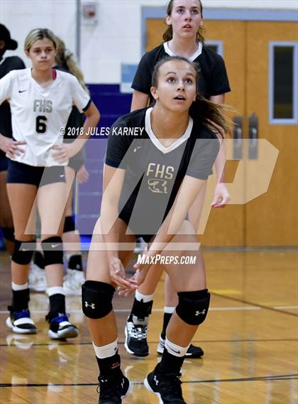 Thumbnail 1 in Foothill vs Sierra Vista photogallery.