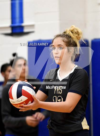 Thumbnail 3 in Foothill vs Sierra Vista photogallery.