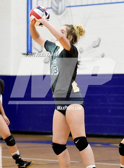 Thumbnail 1 in Foothill vs Sierra Vista photogallery.