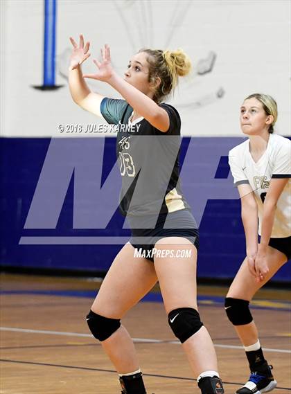 Thumbnail 3 in Foothill vs Sierra Vista photogallery.