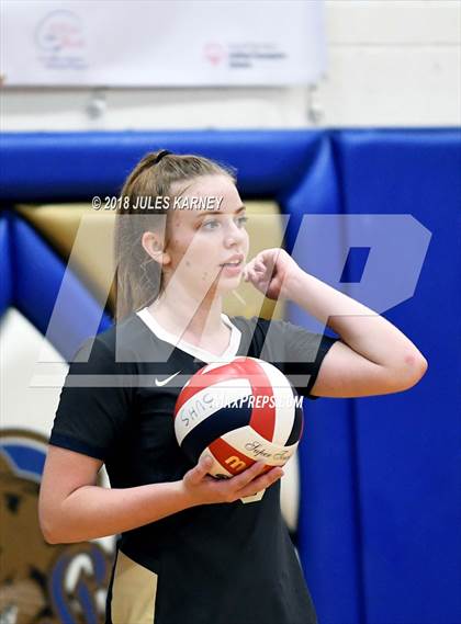 Thumbnail 3 in Foothill vs Sierra Vista photogallery.