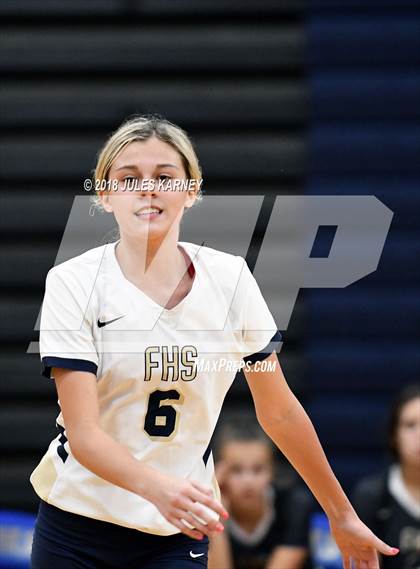 Thumbnail 2 in Foothill vs Sierra Vista photogallery.