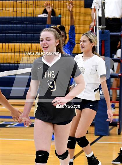 Thumbnail 2 in Foothill vs Sierra Vista photogallery.