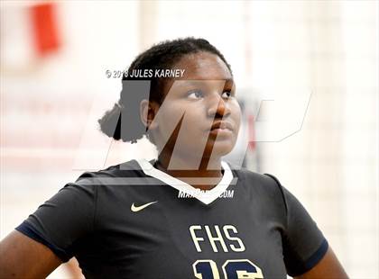 Thumbnail 2 in Foothill vs Sierra Vista photogallery.