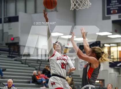 Thumbnail 2 in Columbus East vs. Bolingbrook (Sneakers for Santa Shootout) photogallery.