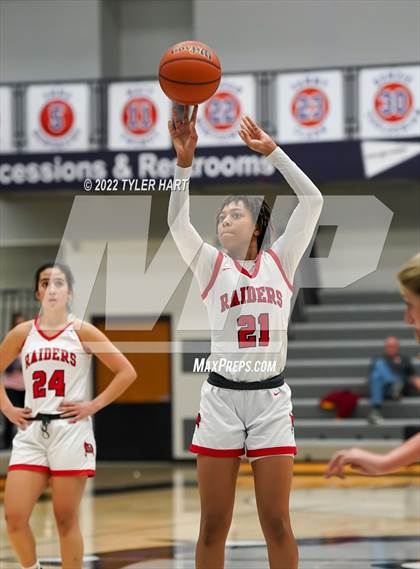 Thumbnail 3 in Columbus East vs. Bolingbrook (Sneakers for Santa Shootout) photogallery.