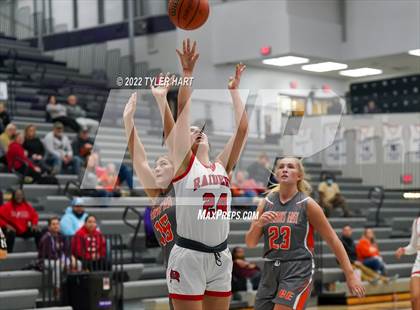 Thumbnail 3 in Columbus East vs. Bolingbrook (Sneakers for Santa Shootout) photogallery.