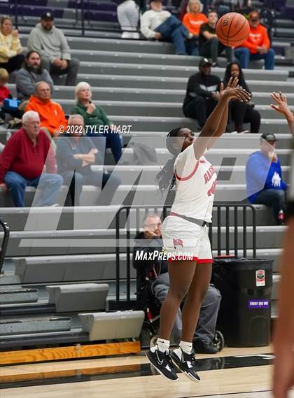 Thumbnail 3 in Columbus East vs. Bolingbrook (Sneakers for Santa Shootout) photogallery.