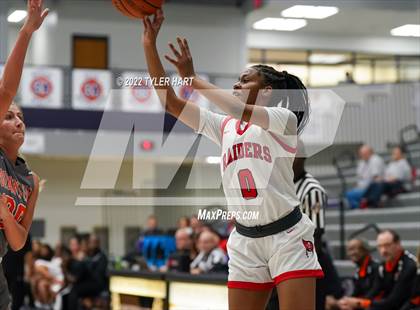 Thumbnail 2 in Columbus East vs. Bolingbrook (Sneakers for Santa Shootout) photogallery.