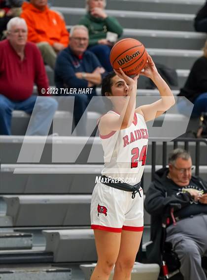 Thumbnail 1 in Columbus East vs. Bolingbrook (Sneakers for Santa Shootout) photogallery.