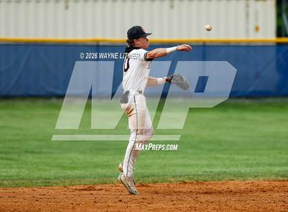 Thumbnail 2 in Conner vs Ryle (KHSAA 33rd District) photogallery.