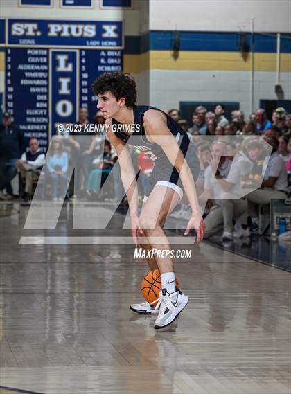 Thumbnail 2 in Marist @ St. Pius X Catholic photogallery.